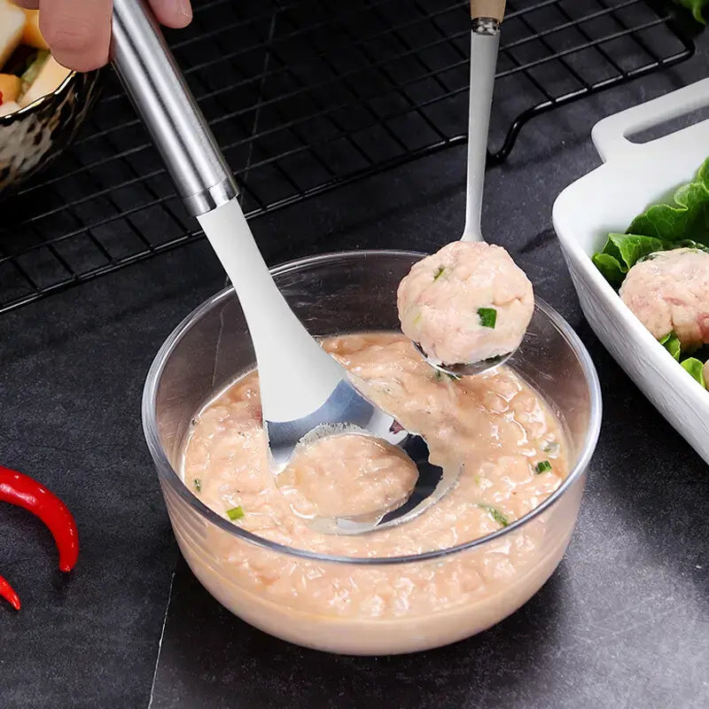 Stainless Steel Meatball Spoon – Tool for Squeezing Fish Balls and Shaping Meatballs; Round Pressing Mold