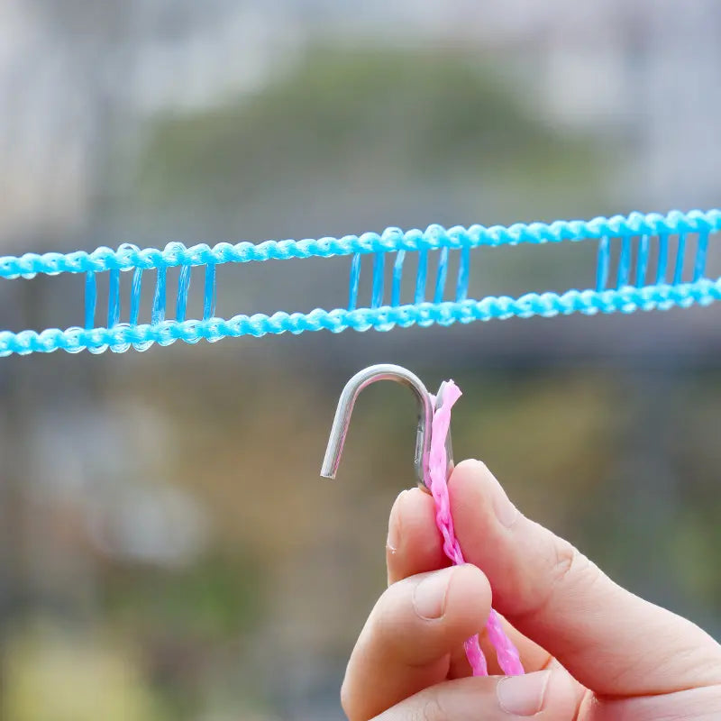 Non-Slip Clothesline Rope with Metal Hooks 5M – Windproof Outdoor Laundry Line
